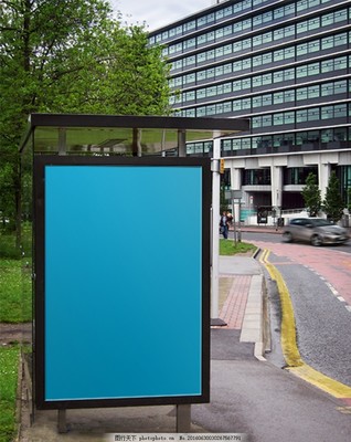 街头站台广告牌 城市流动风景中的营销艺术